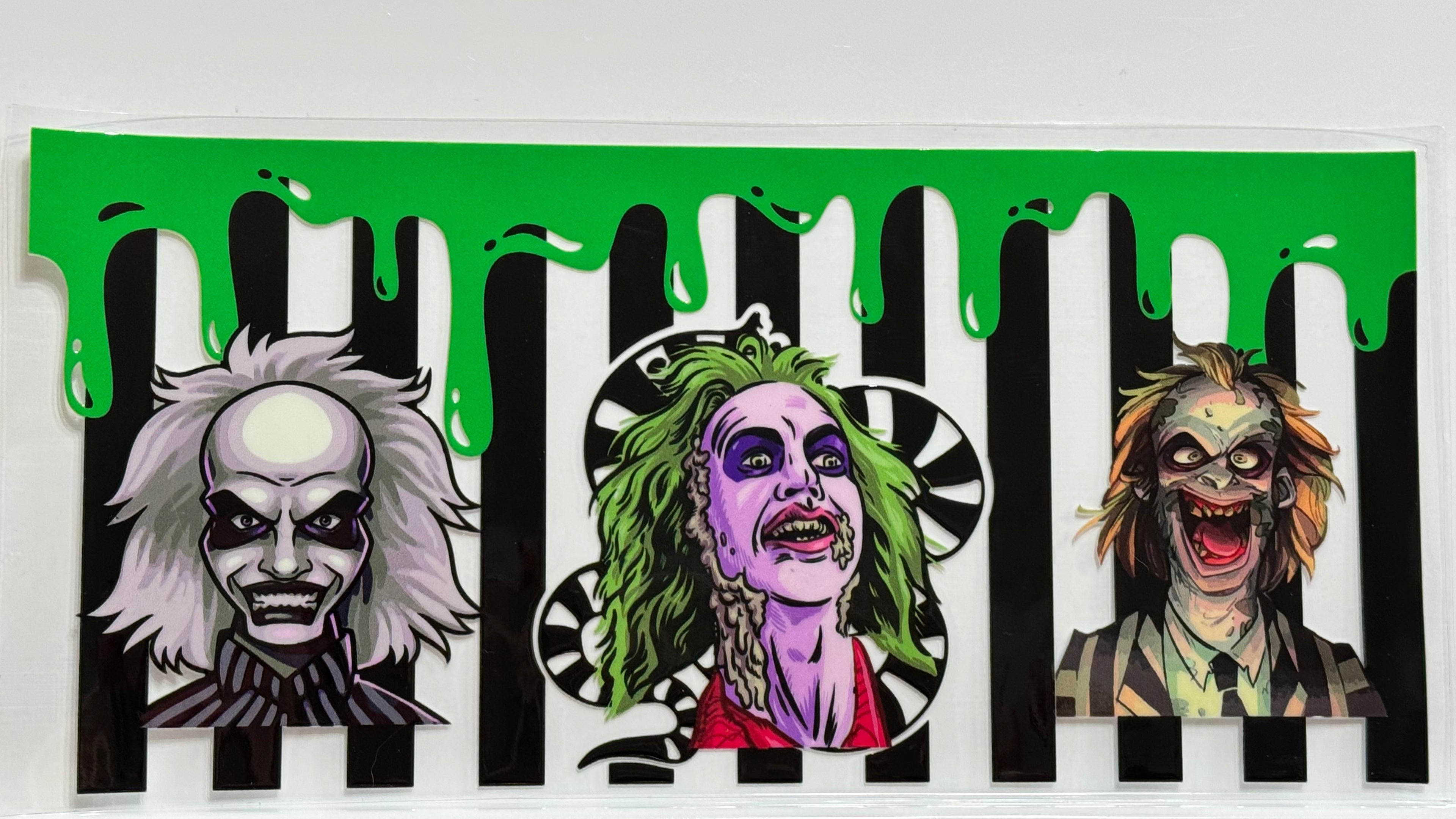 Super Heroes & Villains